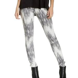 Vince Dylan Beat Down Gray White Brushstroke Wash Mid Rise Skinny Jeans  Size 26